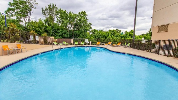 Holiday Inn Knoxville N - Merchant Drive image 26